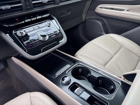 Certified 2020 Lincoln Corsair Reserve image 25