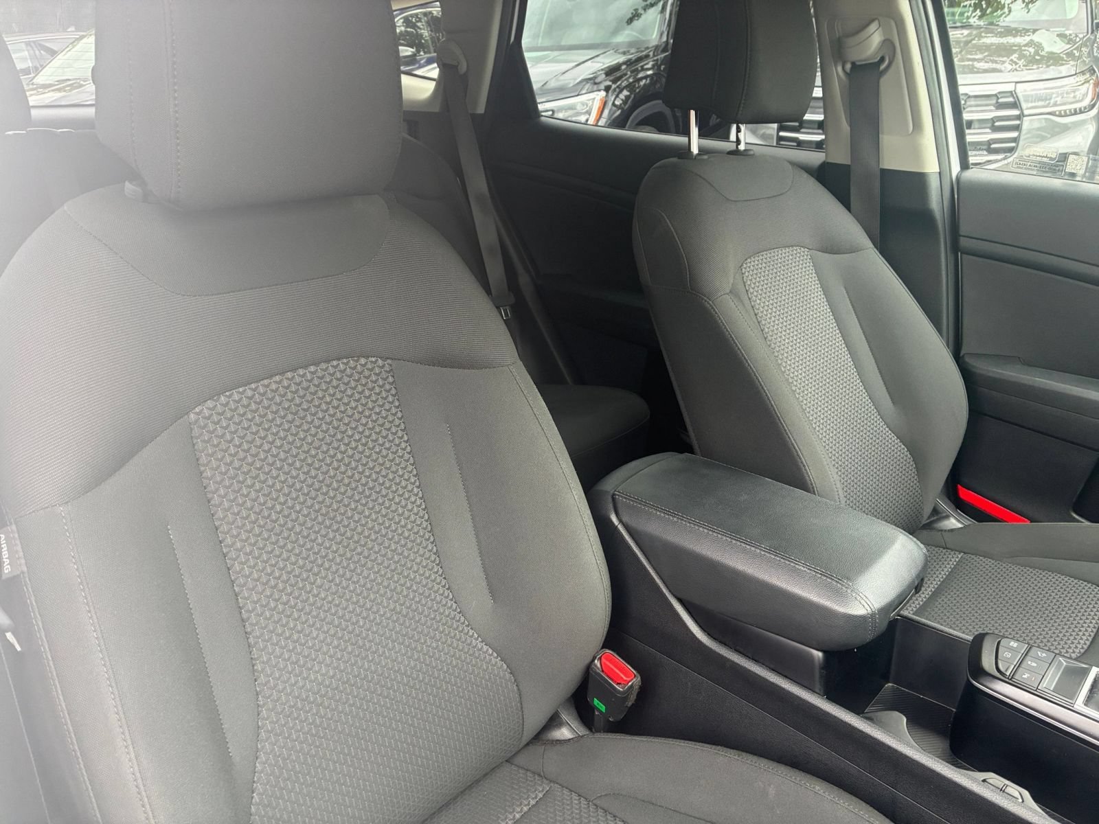 Used 2026 Kia Sportage LX FWD image 30