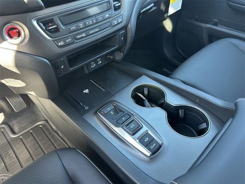New 2025 Honda Ridgeline RTL image 31