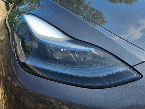 Used 2023 Tesla Model Y Long Range AWD/4WD image 25