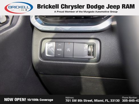 Used 2024 GMC Acadia Elevation image 24