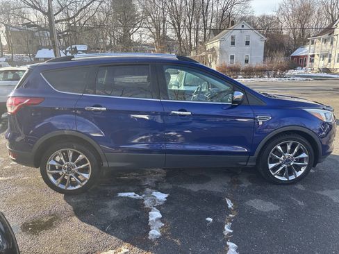 Used 2015 Ford Escape SE w/ SE Chrome Package image 6