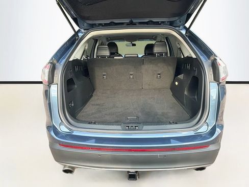 Used 2018 Ford Edge SEL w/ Equipment Group 201A AWD/4WD image 27
