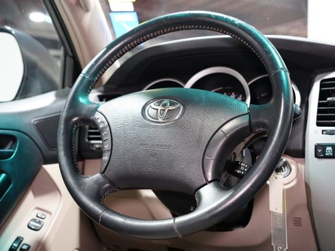 Used 2008 Toyota 4Runner SR5 image 13