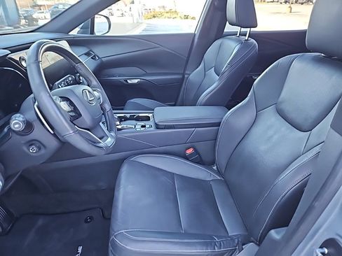 Used 2023 Lexus RX 350 w/ Cold Area Package image 10