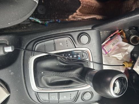 Used 2018 Hyundai Kona SEL image 11