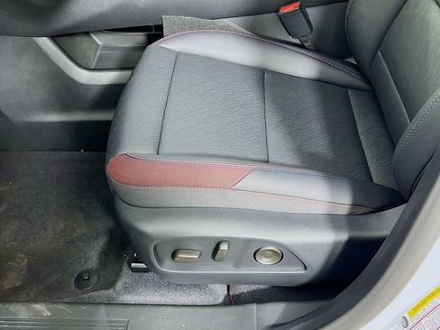 New 2026 Chevrolet Equinox RS image 19