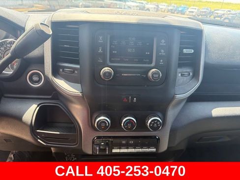 Used 2024 RAM 2500 Tradesman w/ Chrome Appearance Group AWD/4WD image 11