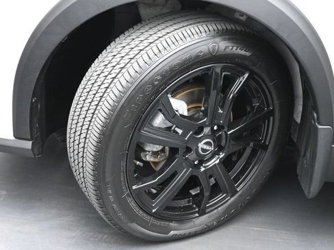 Used 2024 Nissan Kicks SR FWD image 18