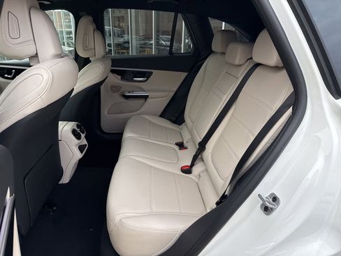 New 2026 Mercedes-Benz GLC 300 4MATIC image 19