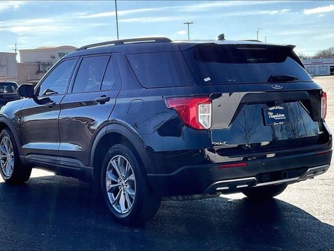 Used 2020 Ford Explorer XLT w/ Equipment Group 202A image 13