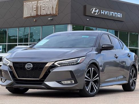 Used 2021 Nissan Sentra SR w/ SR Premium Package image 1