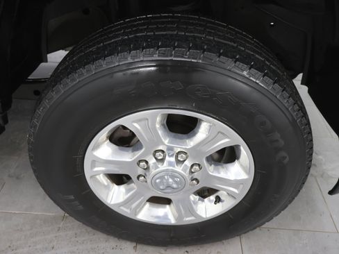 Used 2024 RAM 3500 Big Horn w/ Level 2 Equipment Group image 3