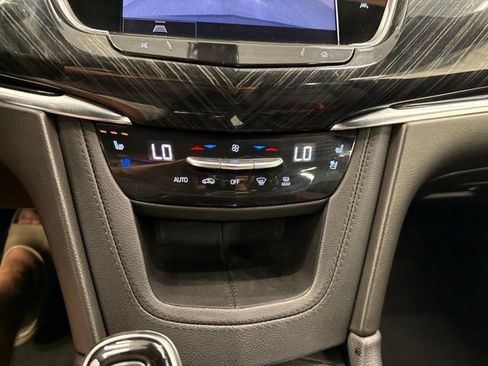 Used 2023 Cadillac XT6 Premium Luxury AWD/4WD image 29