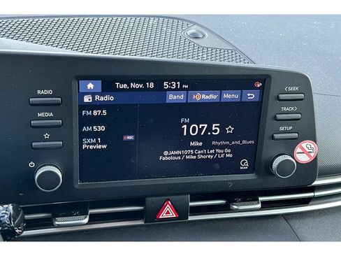 Used 2023 Hyundai Elantra SEL image 19