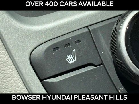 New 2026 Hyundai Venue SEL FWD image 11