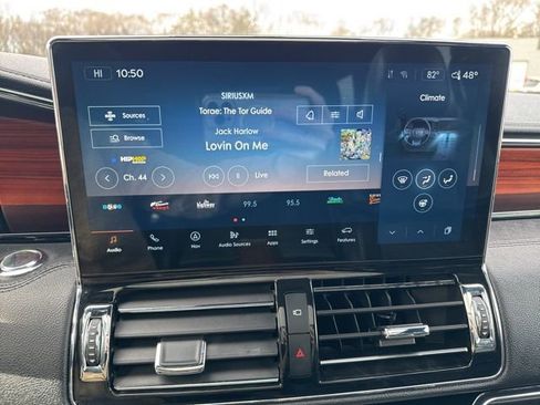 Used 2024 Lincoln Navigator Reserve image 18