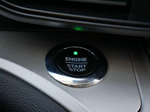 Certified 2021 Ford Explorer XLT w/ Class III Trailer Tow Package image 25