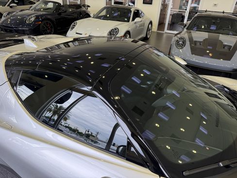 Used 2024 Ferrari SF90 Spider AWD/4WD image 15