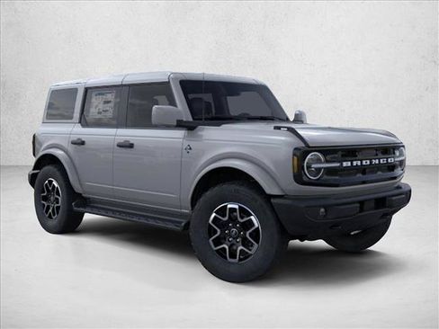 New 2026 Ford Bronco Outer Banks AWD/4WD image 7