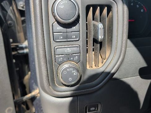 Used 2021 Chevrolet Silverado 1500 Custom Trail Boss AWD/4WD image 16