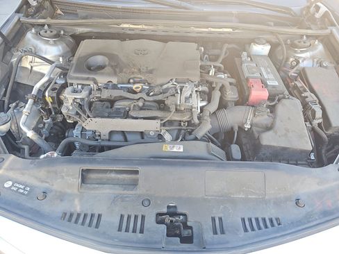 Used 2019 Toyota Camry LE image 15
