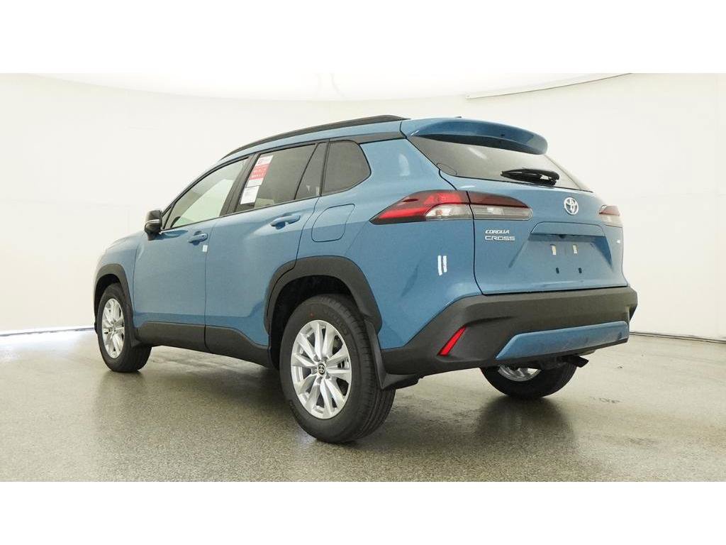 New 2026 Toyota Corolla Cross LE FWD image 21