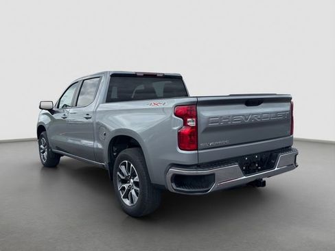 Used 2024 Chevrolet Silverado 1500 LT AWD/4WD image 4