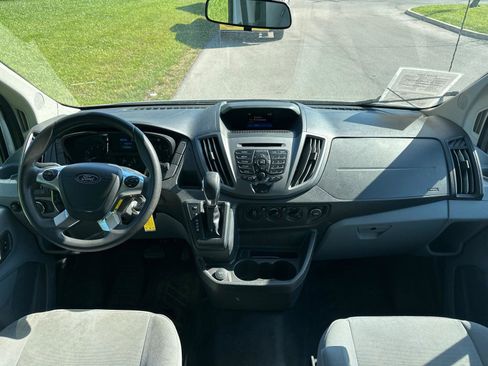Used 2018 Ford Transit 250 148 High Roof RWD image 14