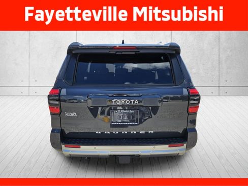 Used 2025 Toyota 4Runner Limited AWD/4WD image 6