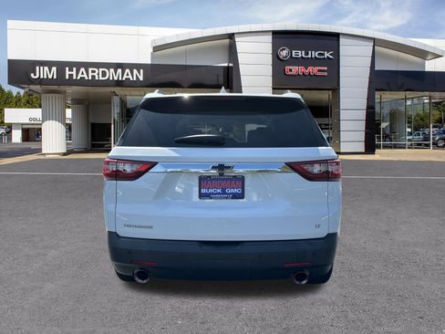 Used 2021 Chevrolet Traverse LT FWD image 6