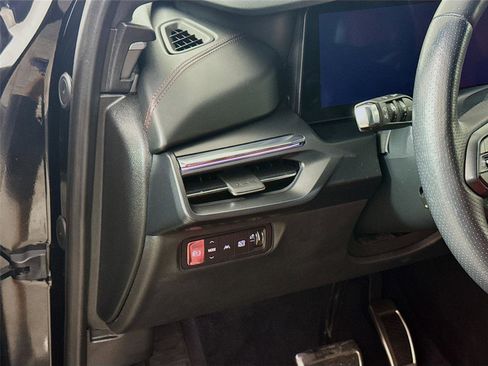 Used 2024 Acura ZDX A-Spec image 10