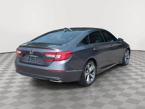 Used 2020 Honda Accord Touring image 5