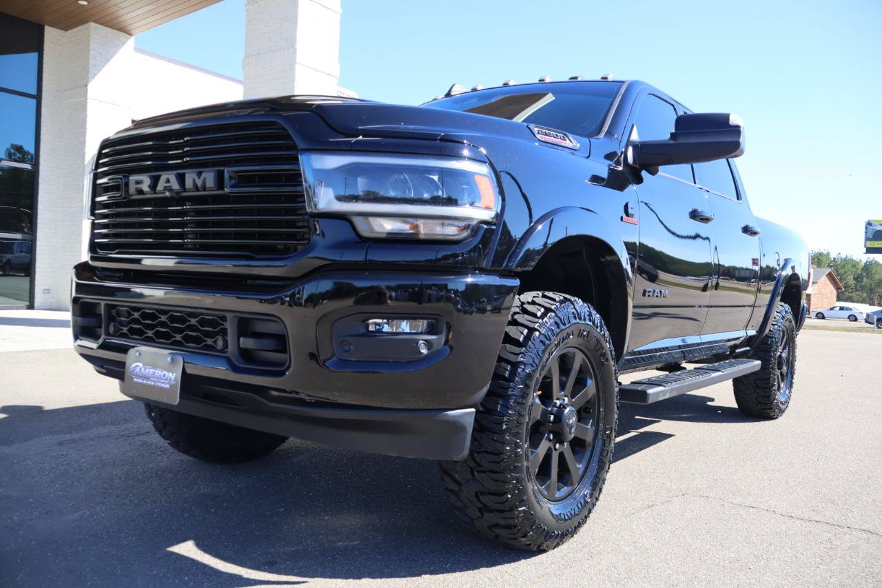 Used 2019 RAM 2500 Laramie w/ Night Edition AWD/4WD image 2