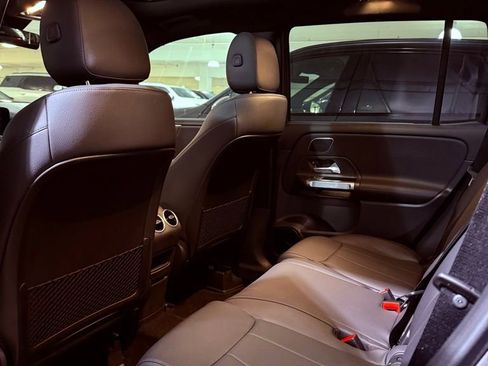 Certified 2026 Mercedes-Benz GLB 250 4MATIC image 4