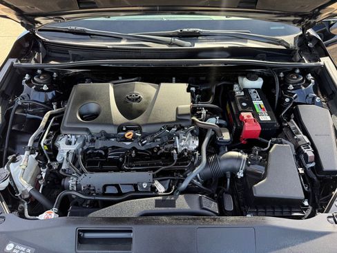 Used 2021 Toyota Camry SE image 35