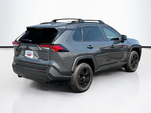 Used 2025 Toyota RAV4 XLE w/ Convenience Package FWD image 5