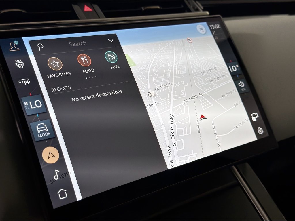 New 2026 Land Rover Range Rover Velar S AWD/4WD image 13