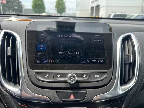 Used 2020 Chevrolet Equinox Premier FWD image 27