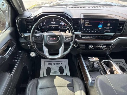 Used 2024 GMC Sierra 1500 Elevation w/ Elevation Premium Package AWD/4WD image 22