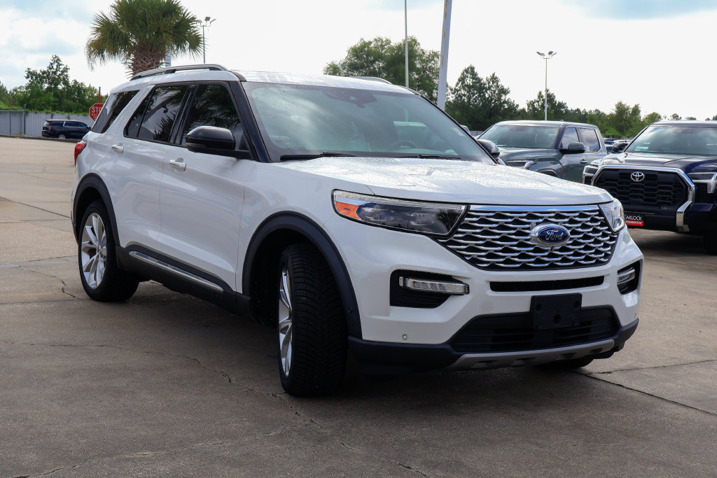 Used 2022 Ford Explorer Platinum w/ Equipment Group 601A RWD image 27