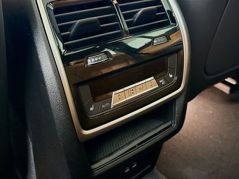 New 2026 BMW X5 xDrive40i w/ M Sport Package image 27