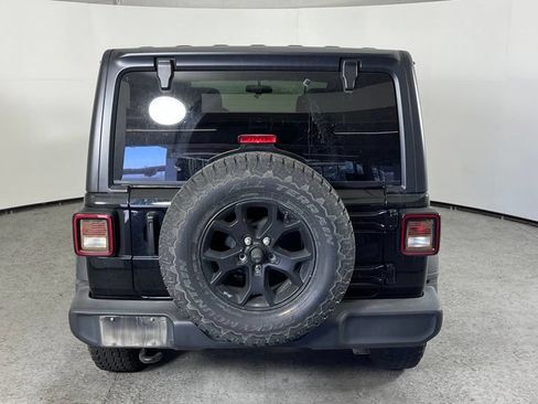 Used 2021 Jeep Wrangler Unlimited Sport AWD/4WD image 4