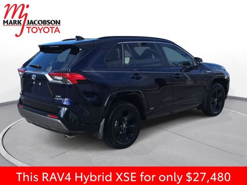Used 2021 Toyota RAV4 XSE w/ XSE Grade Weather Package image 9