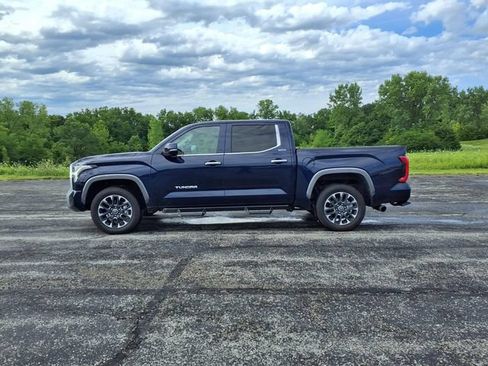 Used 2024 Toyota Tundra Limited AWD/4WD image 9