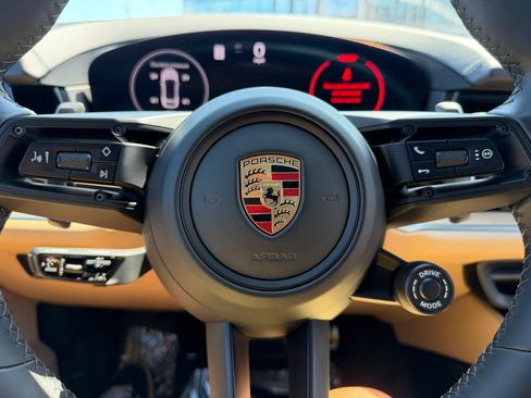 Certified 2024 Porsche Cayenne S AWD/4WD image 32