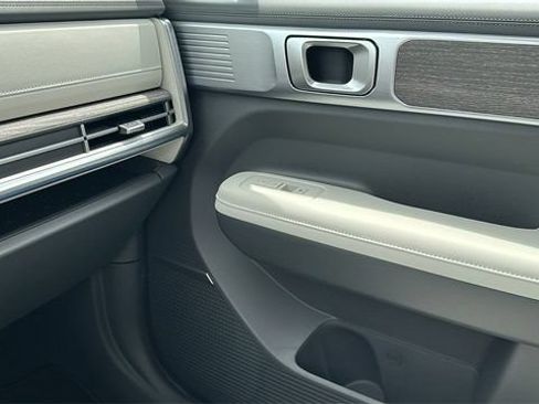 Used 2024 Hyundai Santa Fe Limited FWD image 26