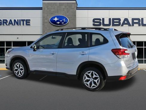 Certified 2023 Subaru Forester Premium image 8