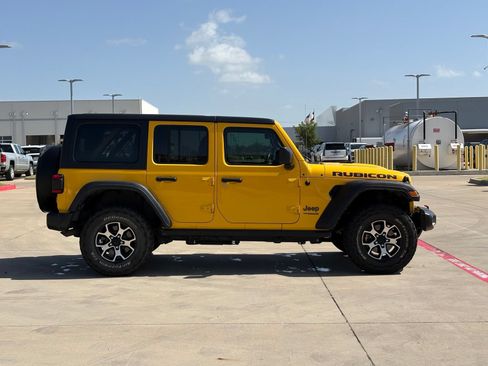 Used 2021 Jeep Wrangler Unlimited Rubicon AWD/4WD image 8