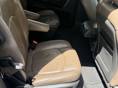 Used 2014 GMC Acadia SLT FWD image 32